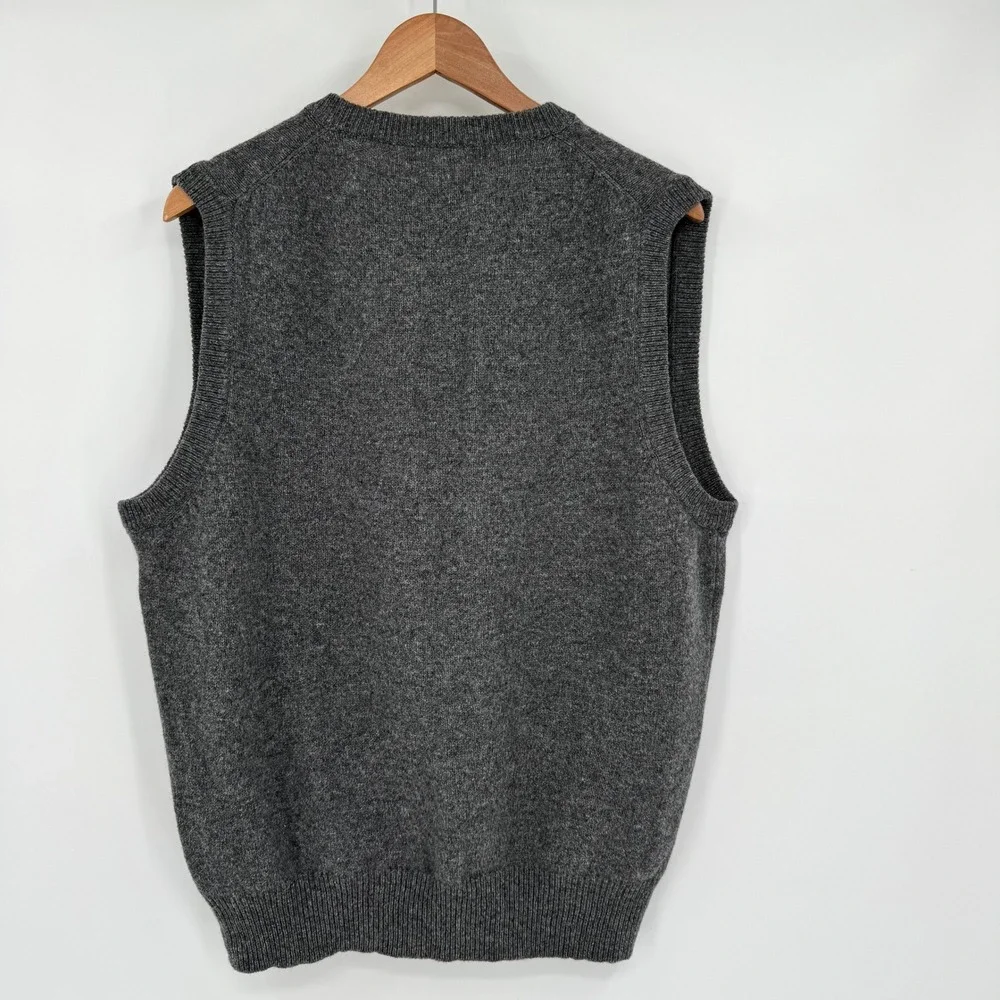 Parker of Vienna Charcoal Gray Lambswool V-Neck Sweater Vest Mens XL‎